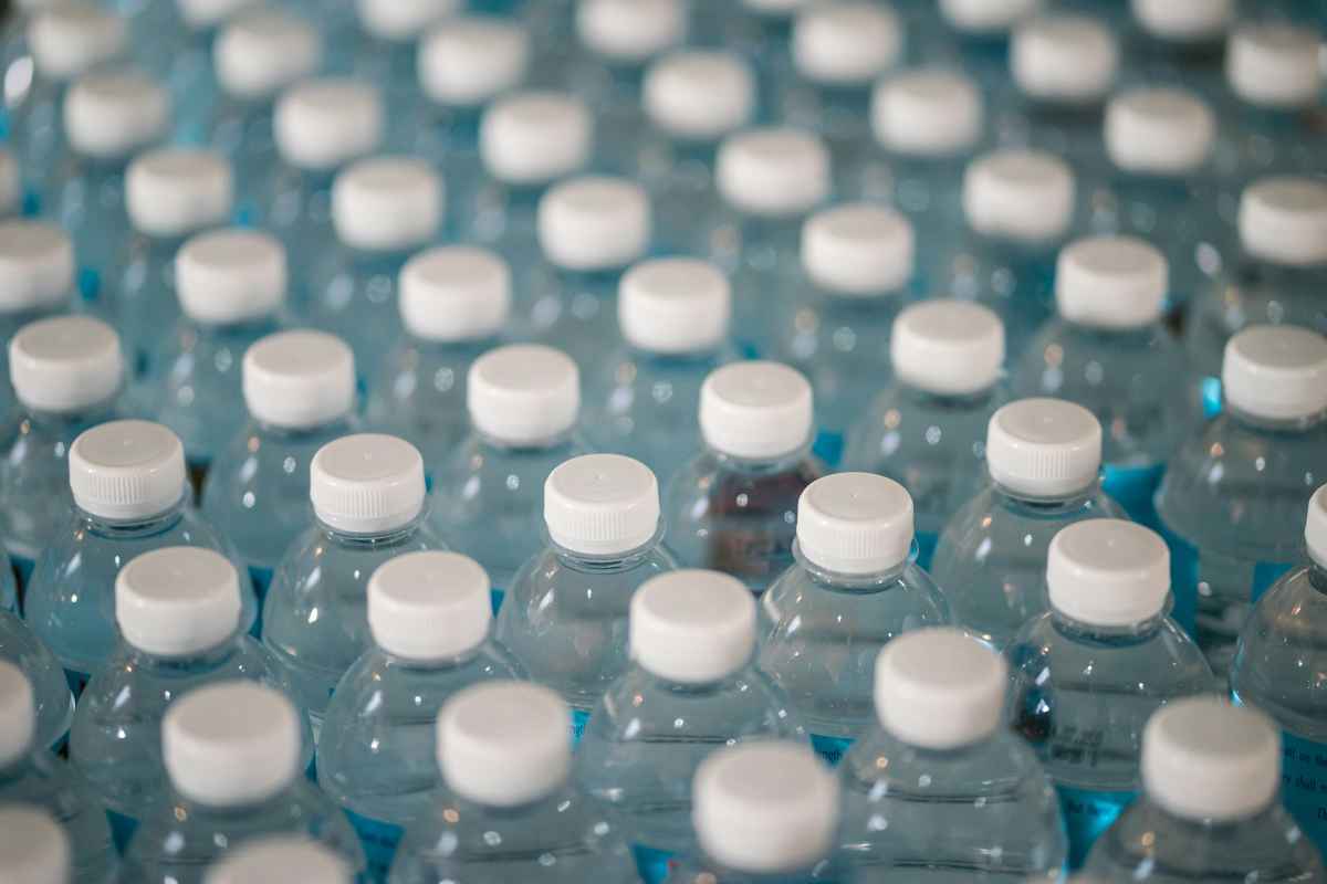 Bottigliette acqua plastica